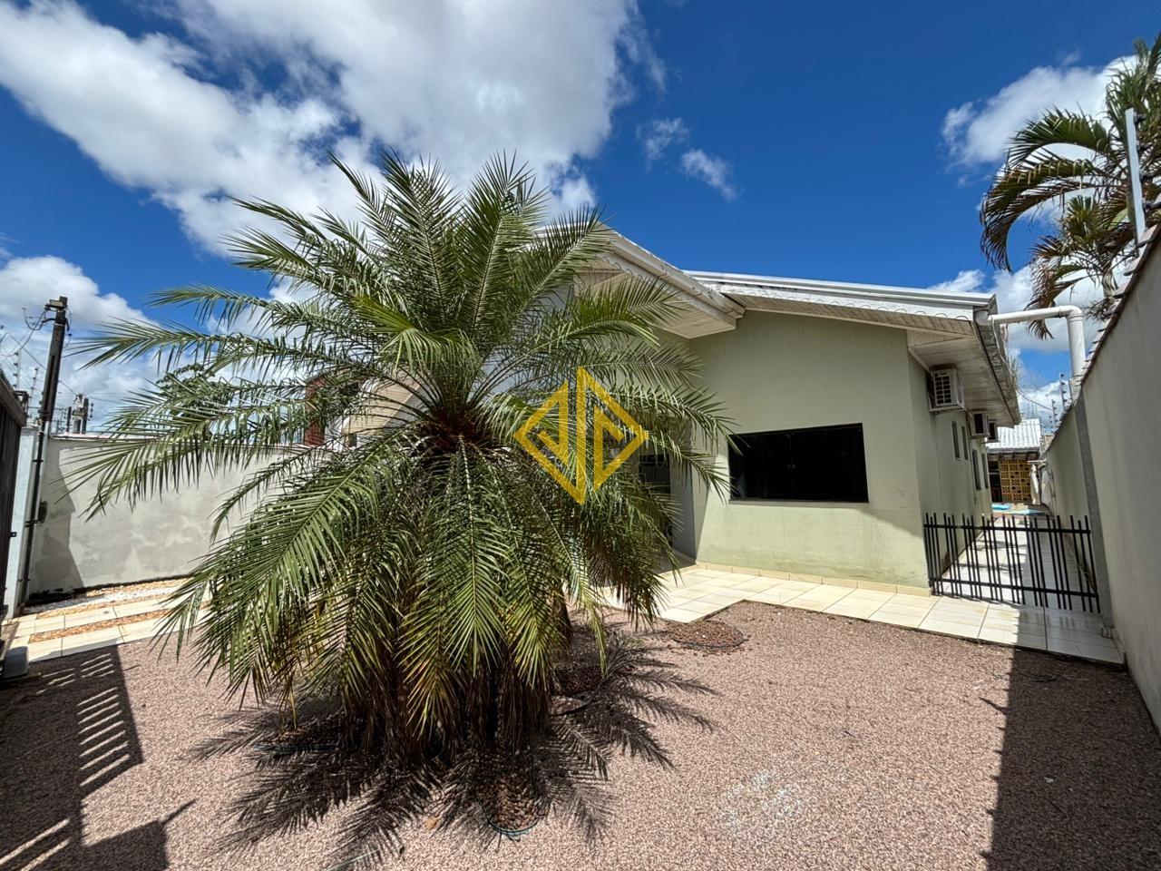 Casa à venda no Setor 01: 