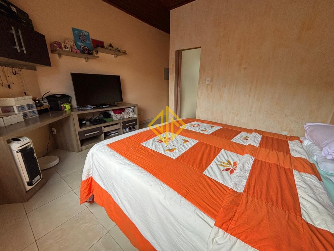 Casa à venda no Setor 01: 