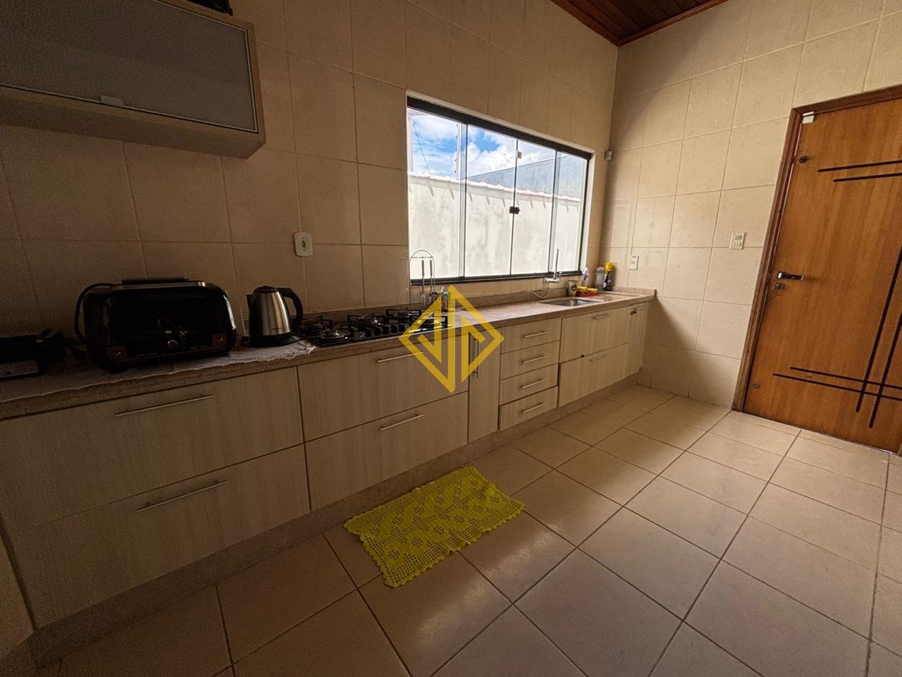 Casa à venda no Setor 01: 