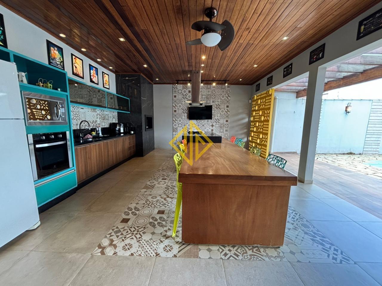 Casa à venda no Setor 01: 