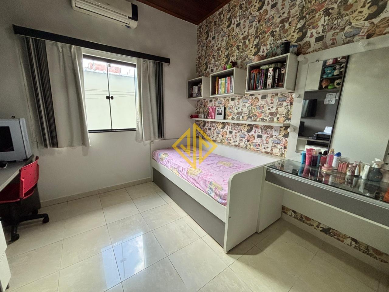 Casa à venda no Setor 01: 