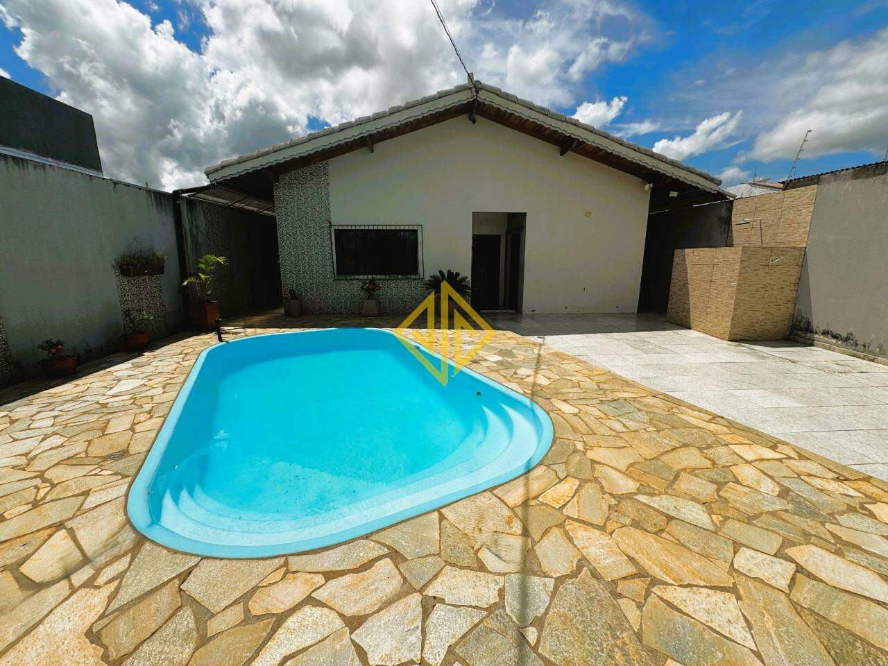 Casa à venda no Jardim Alvorada: 