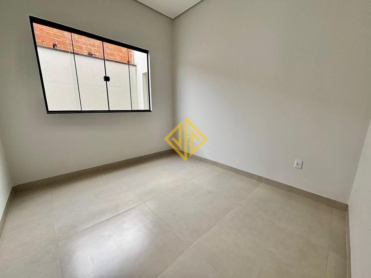 Casa para aluguel no Jardim Rio de Janeiro: 