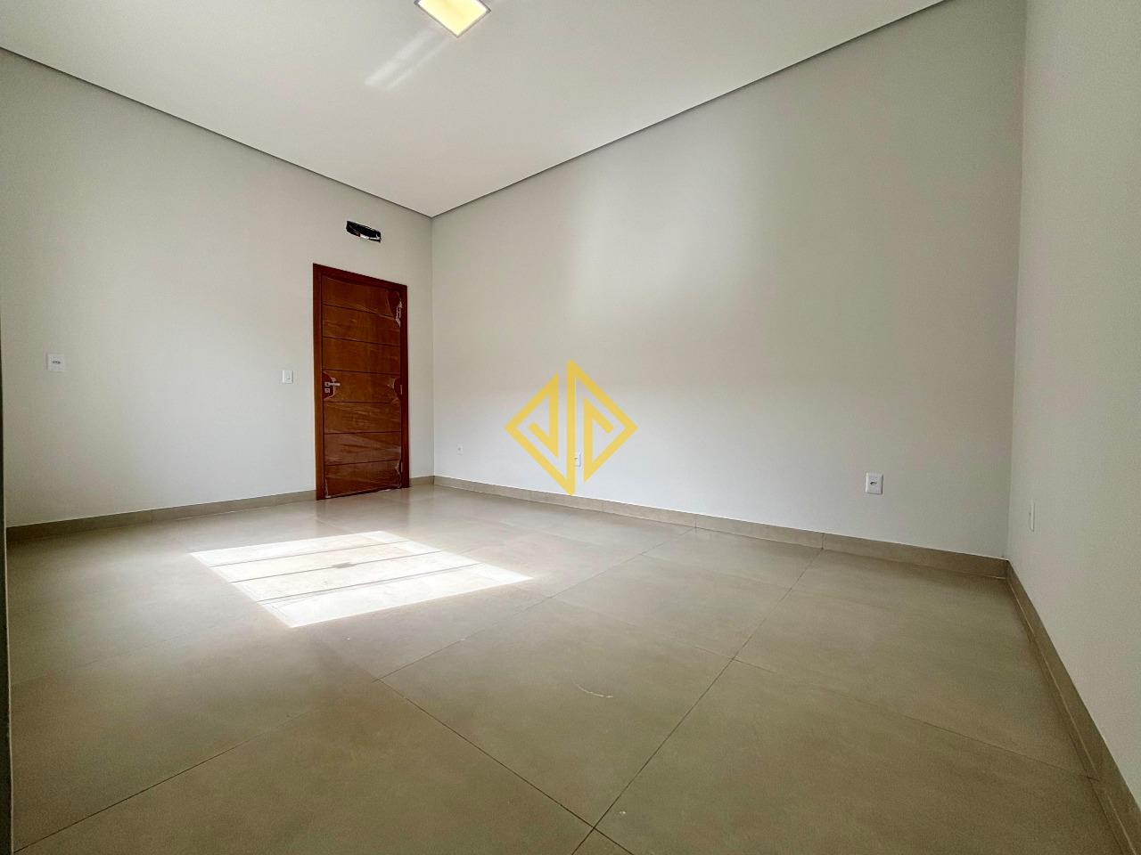 Casa para aluguel no Jardim Rio de Janeiro: 