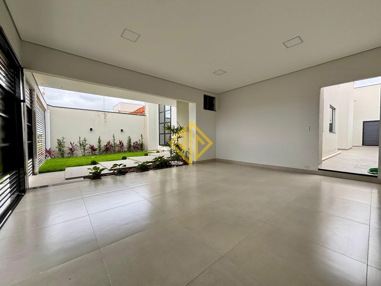 Casa para aluguel no Jardim Rio de Janeiro: 