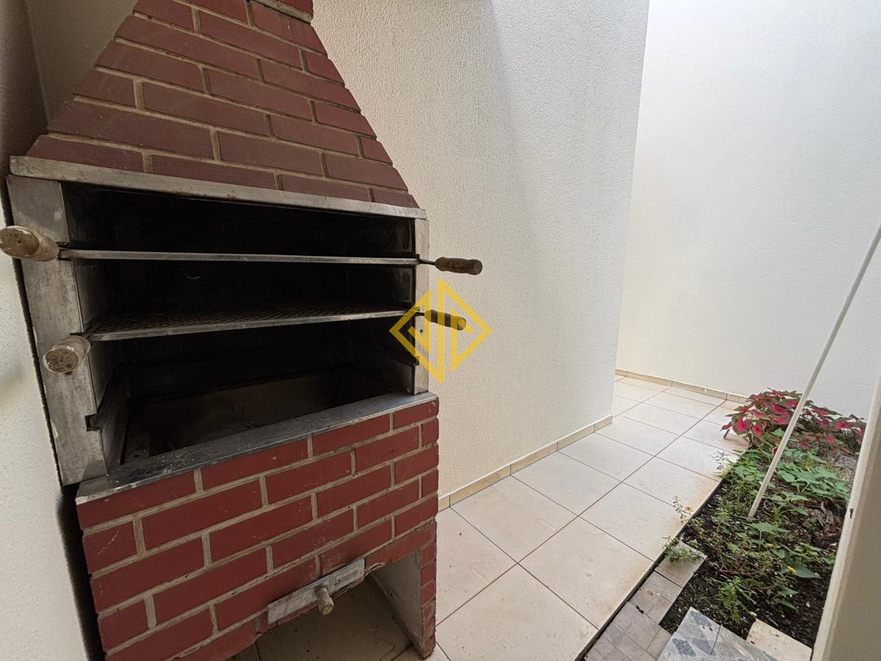 Casa à venda no Jardim das Palmeiras: 