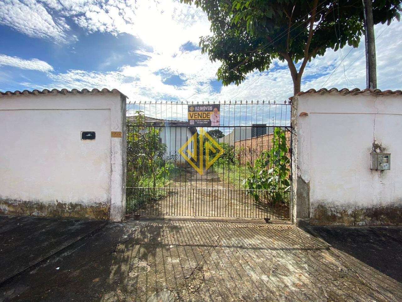 Casa à venda no Setor 02: 