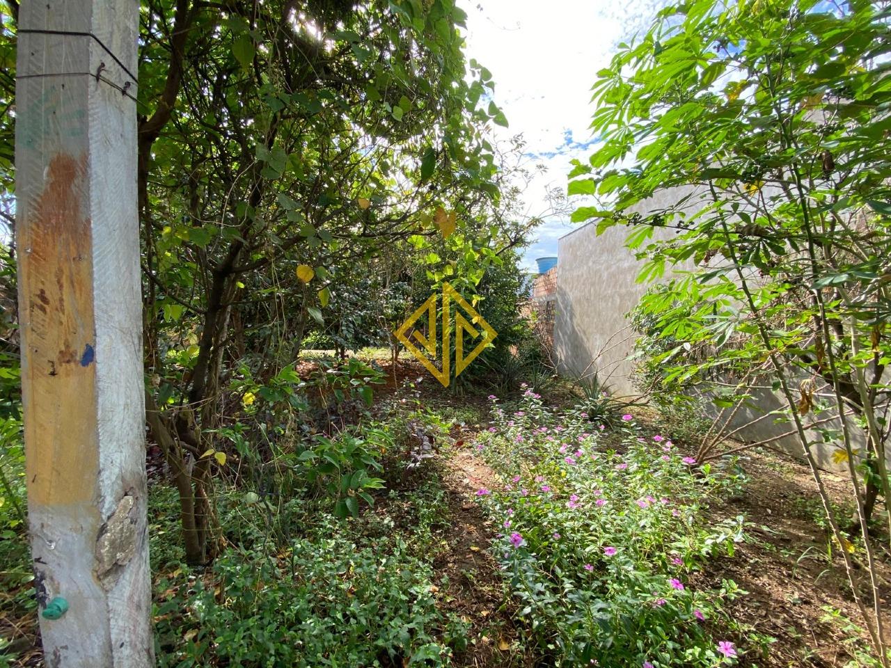 Casa à venda no Setor 02: 