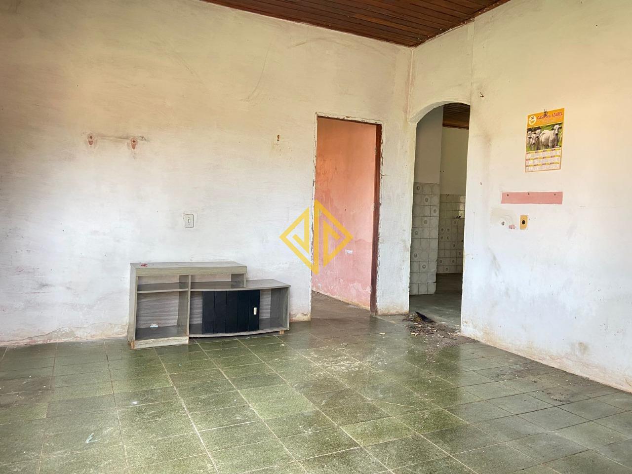 Casa à venda no Setor 02: 