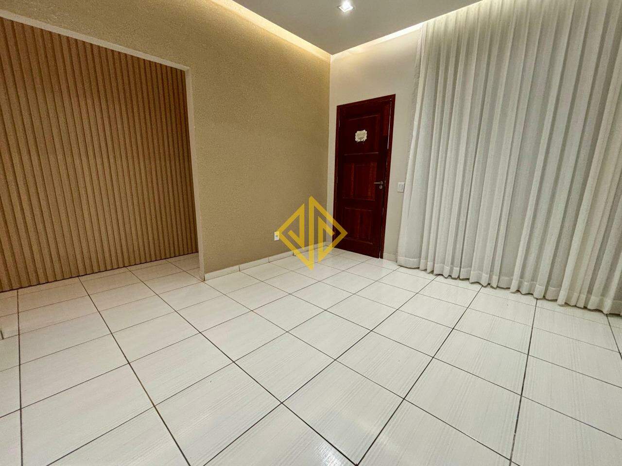 Casa para aluguel no Parque das Gemas: 