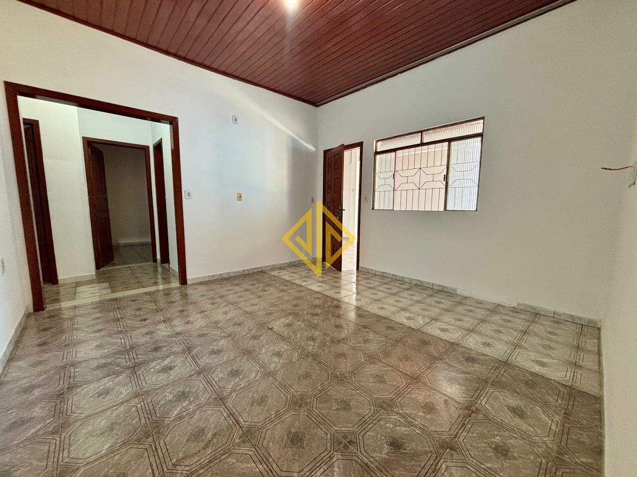Casa para aluguel no Setor 02: 
