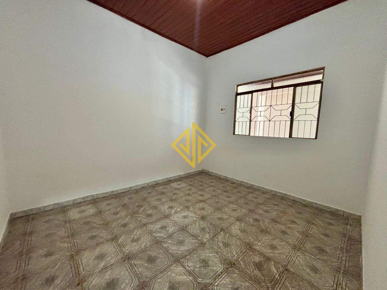 Casa para aluguel no Setor 02: 