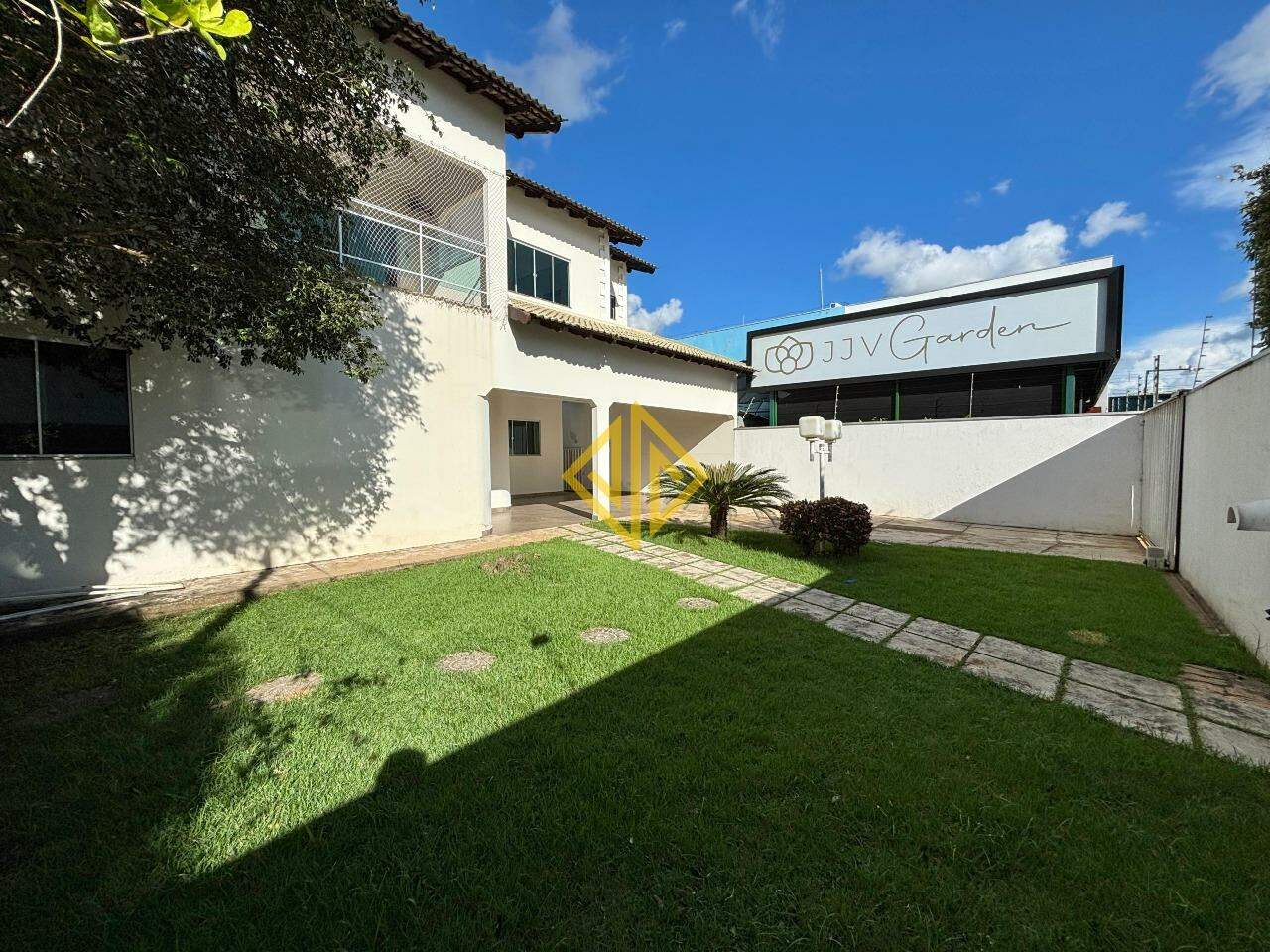 Sobrado para aluguel no Setor 03: 