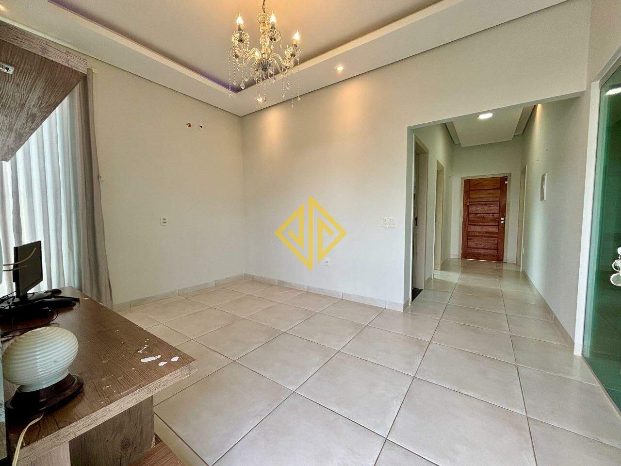 Casa para aluguel no Setor 03: 
