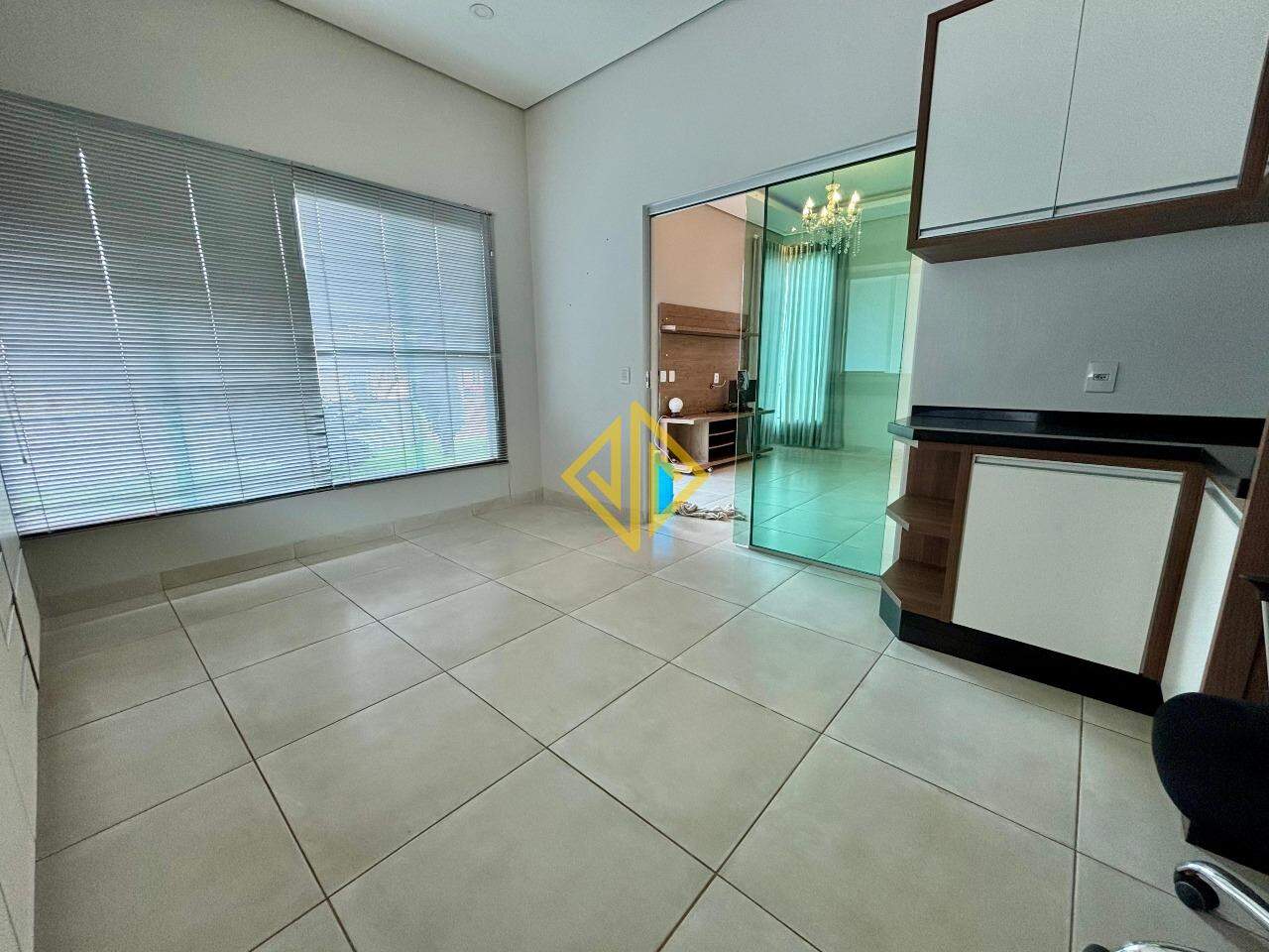 Casa para aluguel no Setor 03: 