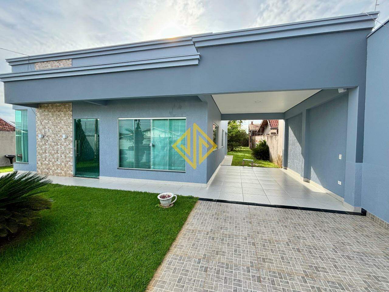 Casa para aluguel no Setor 03: 