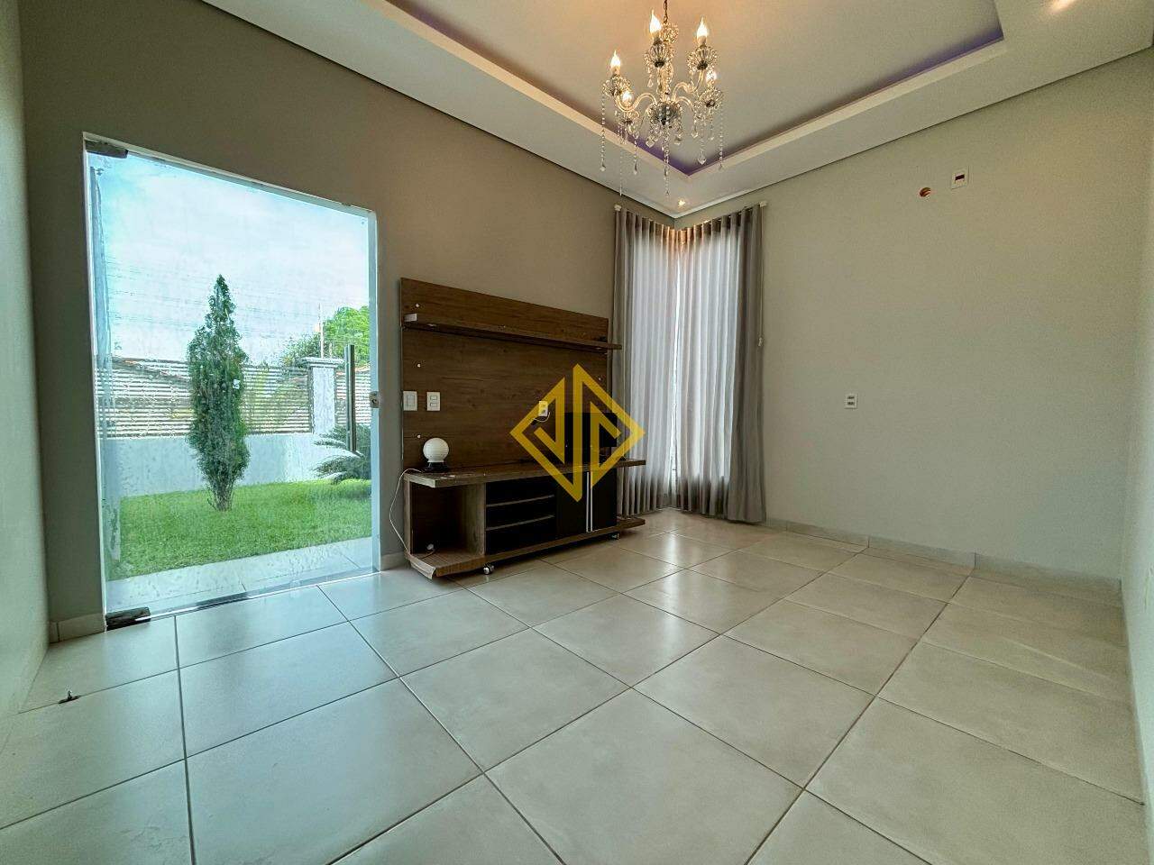 Casa para aluguel no Setor 03: 