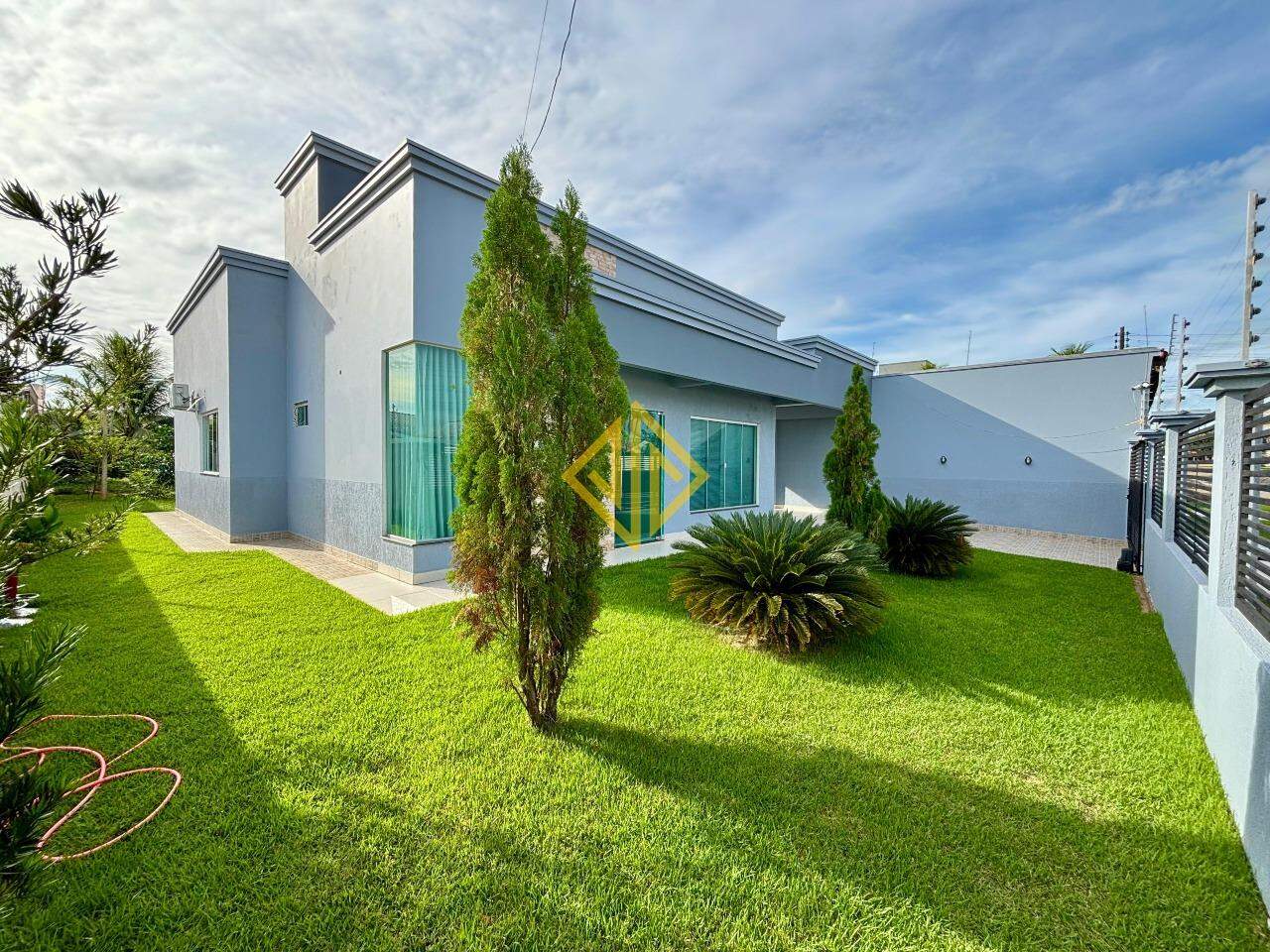 Casa para aluguel no Setor 03: 