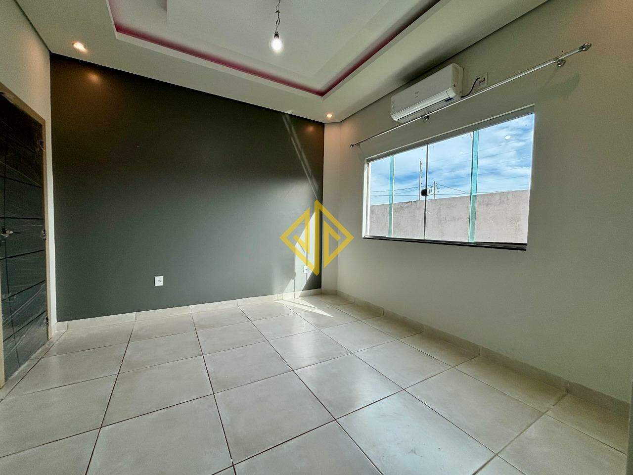 Casa para aluguel no Setor 03: 