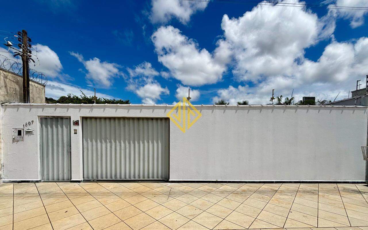 Casa para aluguel no Setor 01: 