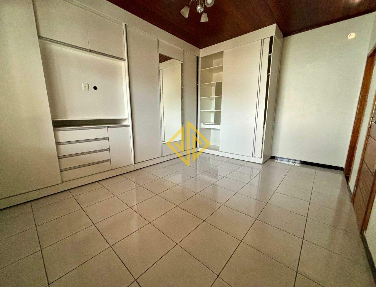 Casa para aluguel no Setor 01: 
