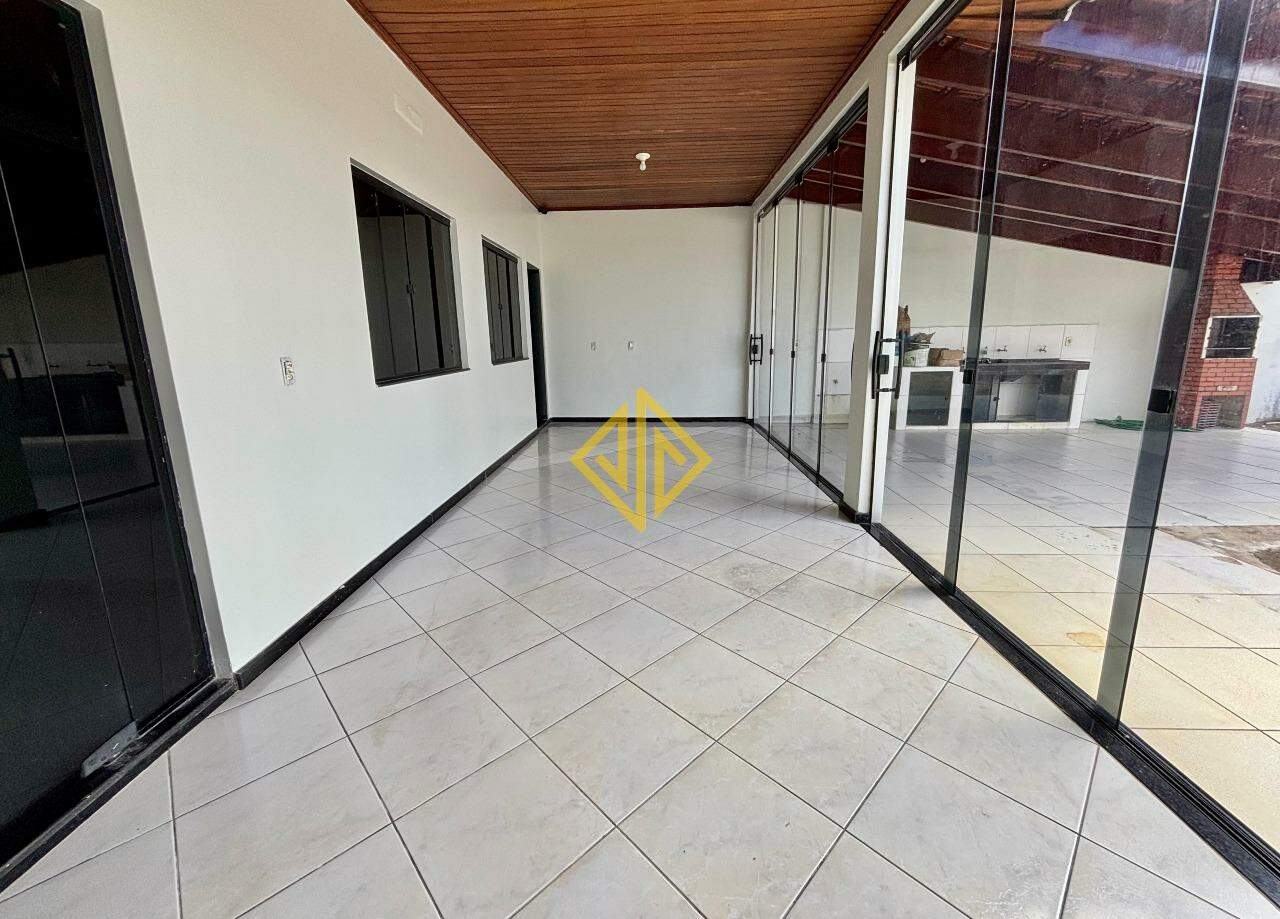 Casa para aluguel no Setor 01: 