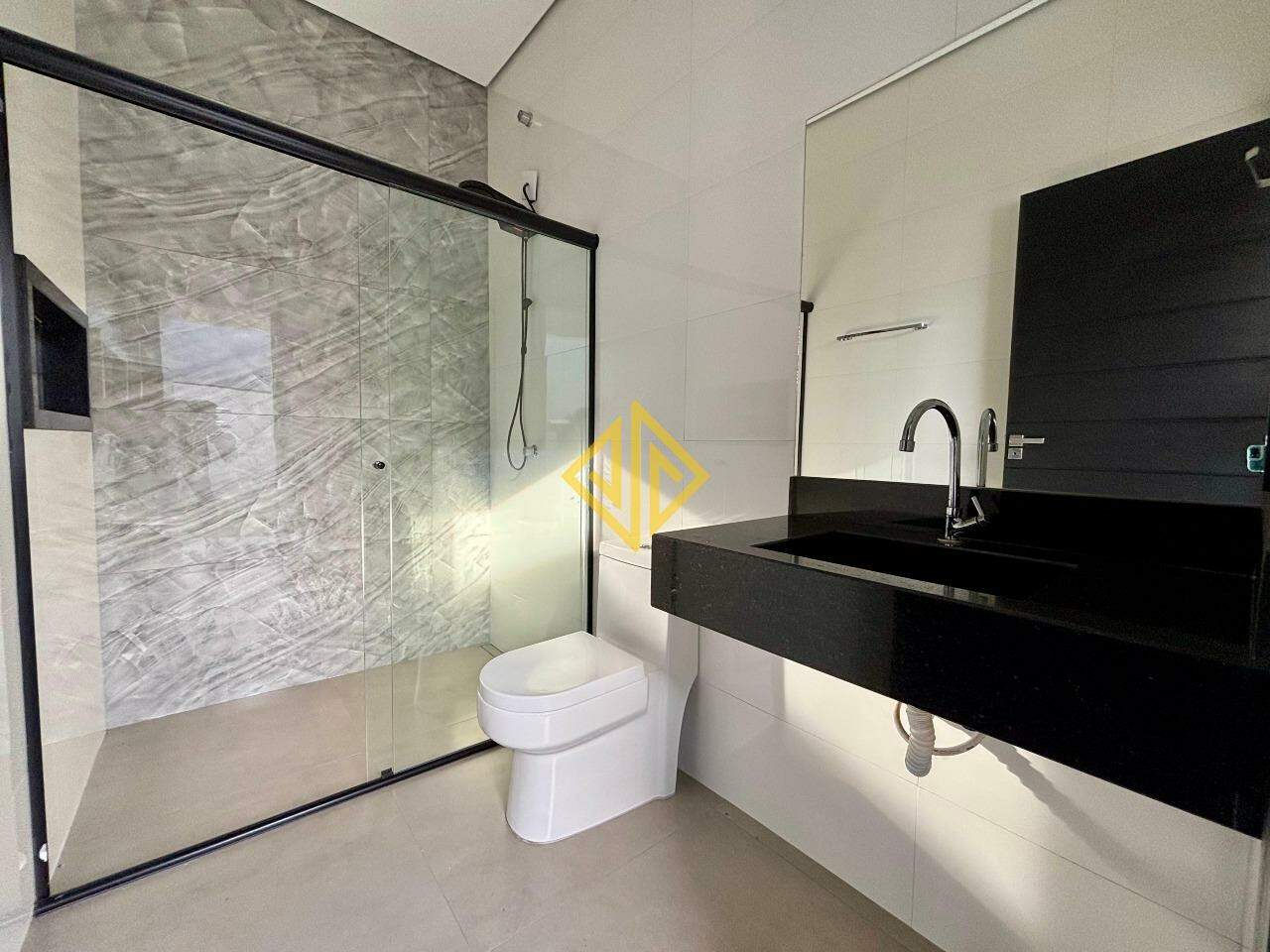 Casa para aluguel no Condomínio São Paulo: 