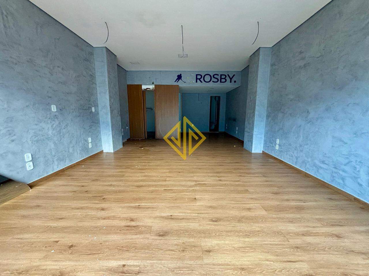 Ponto Comercial para aluguel no Setor 03: 