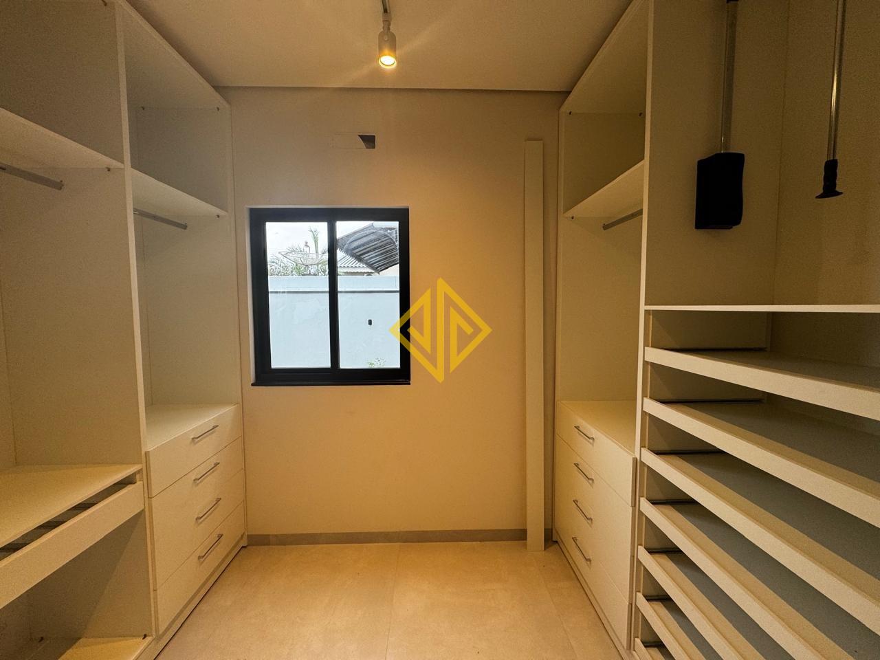 Casa à venda no Condomínio São Paulo: 