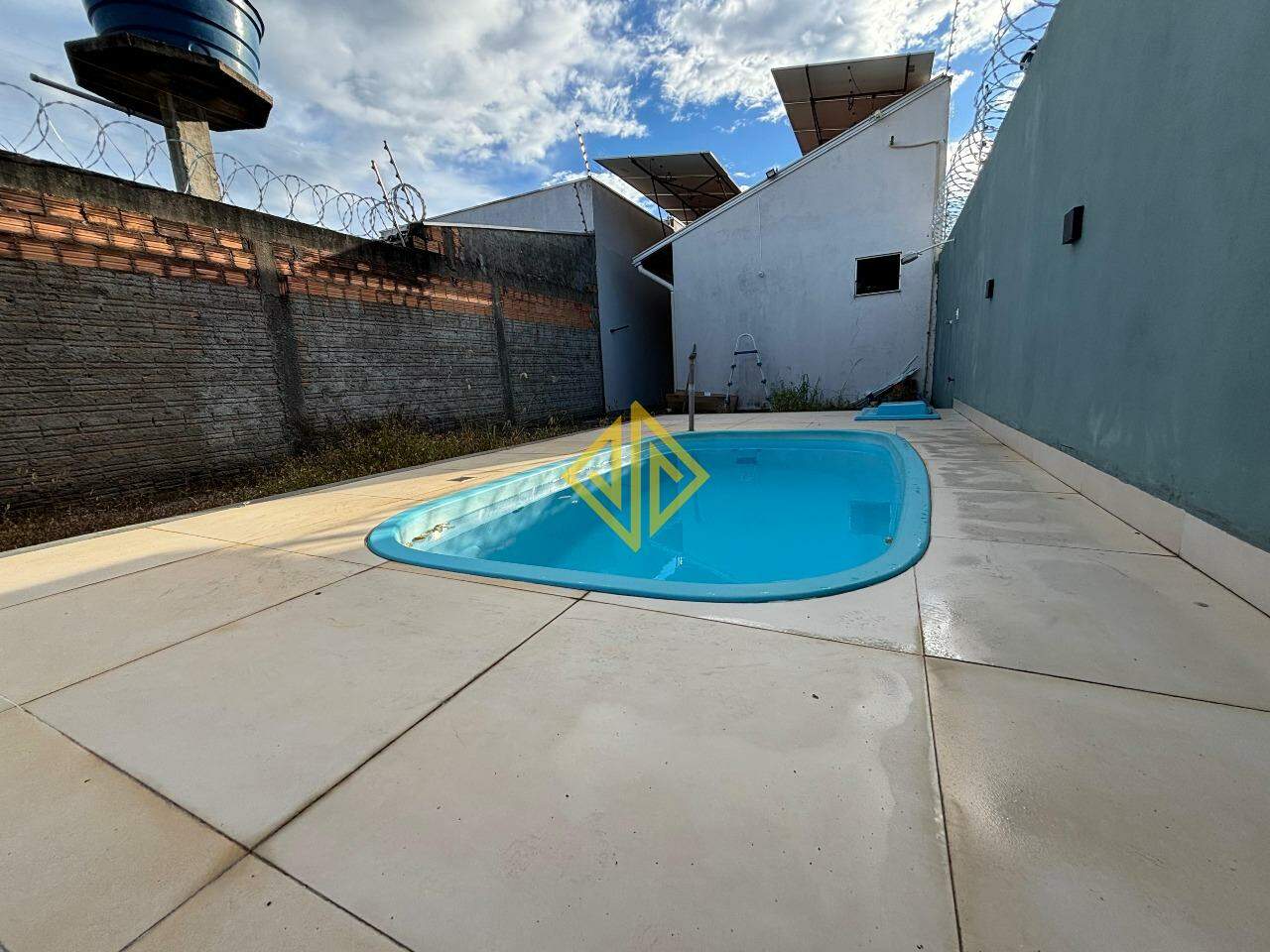 Casa para aluguel no Apoio Social: 