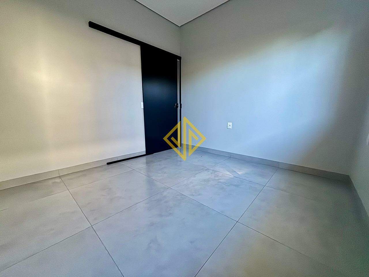 Casa para aluguel no Jardim Jorge Teixeira: 