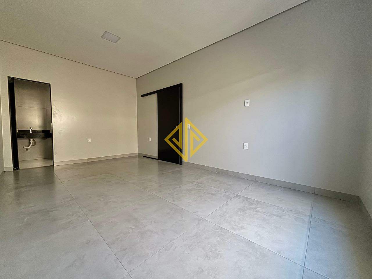 Casa para aluguel no Jardim Jorge Teixeira: 