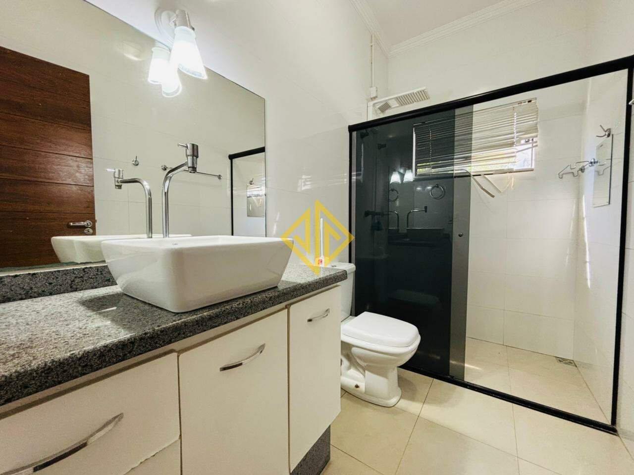 Casa, 3 quartos, 270 m² - Foto 13