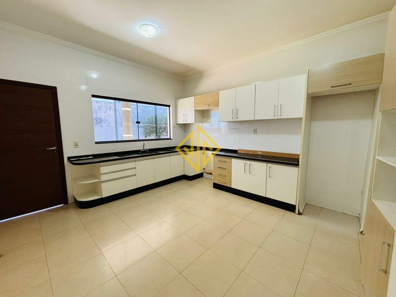 Casa, 3 quartos, 270 m² - Foto 18