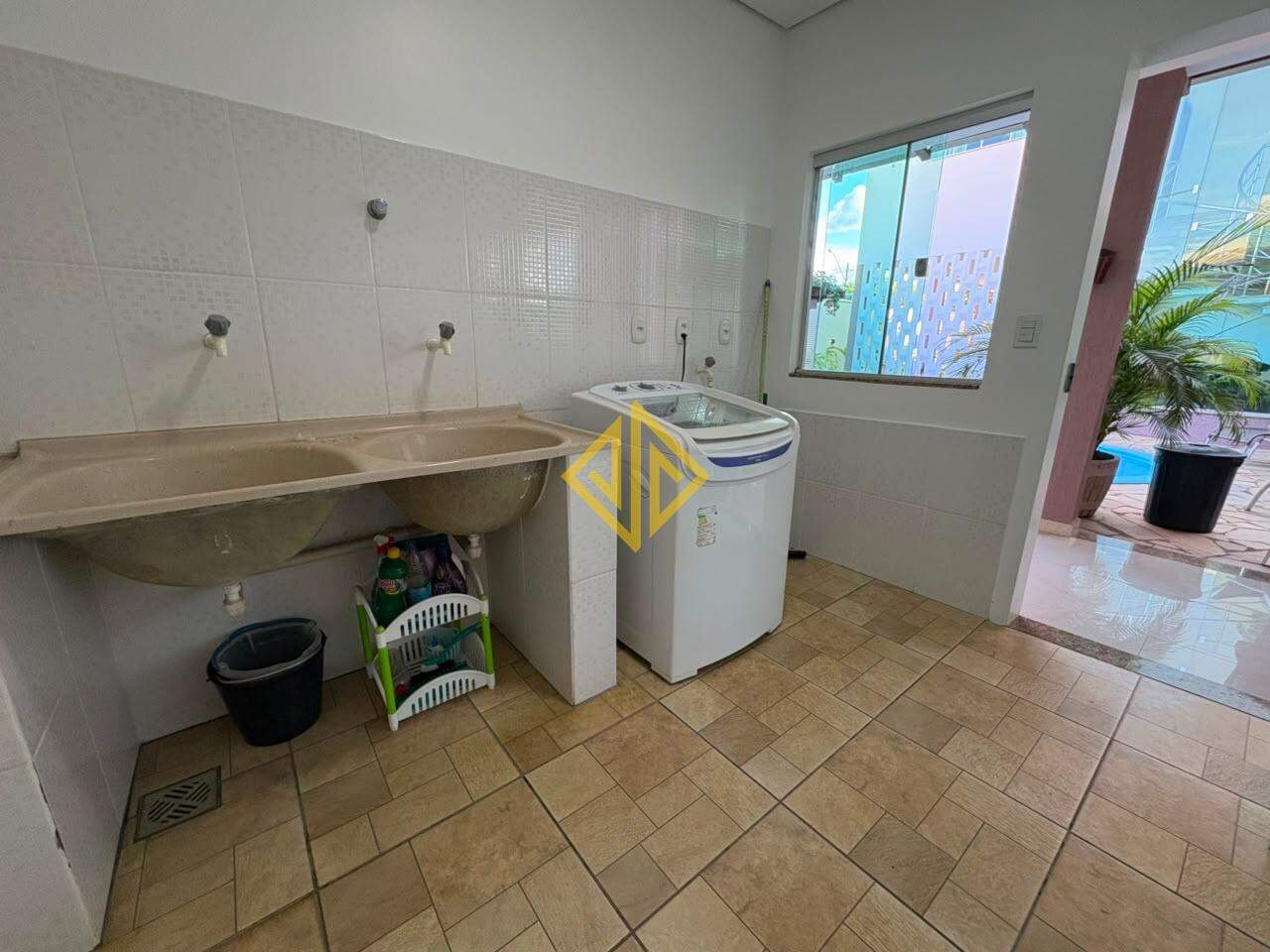 Casa, 4 quartos, 317 m² - Foto 30