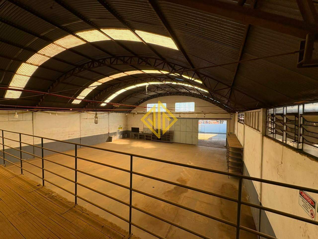 Depósito-Galpão, 1050 m² - Foto 4