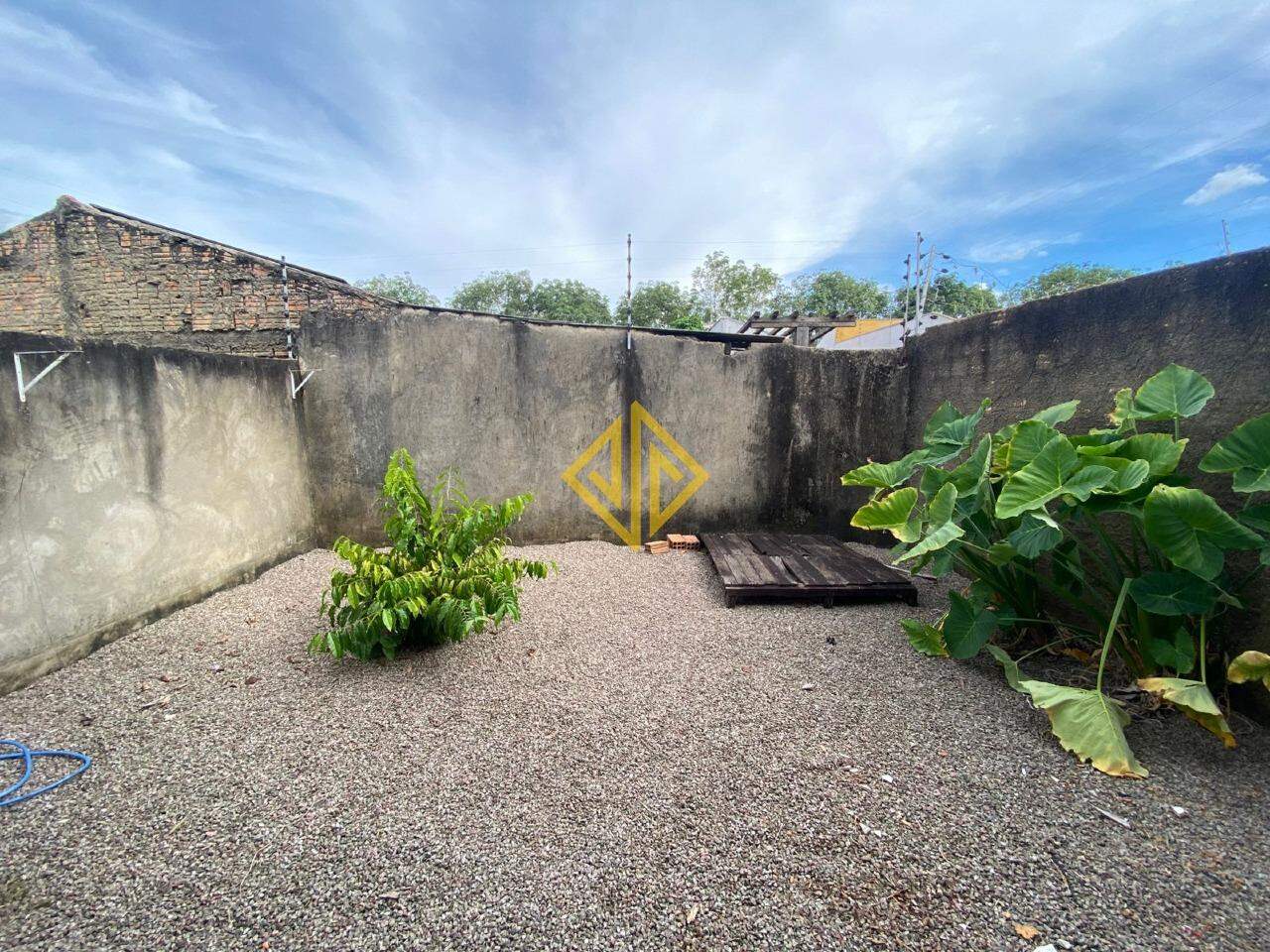 Casa para alugar com 2 quartos, 55m² - Foto 16