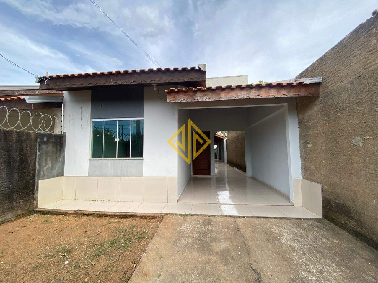 Casa para alugar com 2 quartos, 55m² - Foto 1