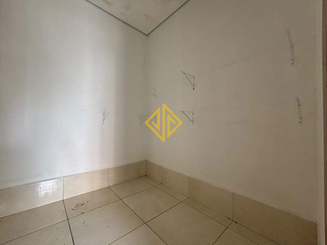 Casa, 4 quartos, 180 m² - Foto 22
