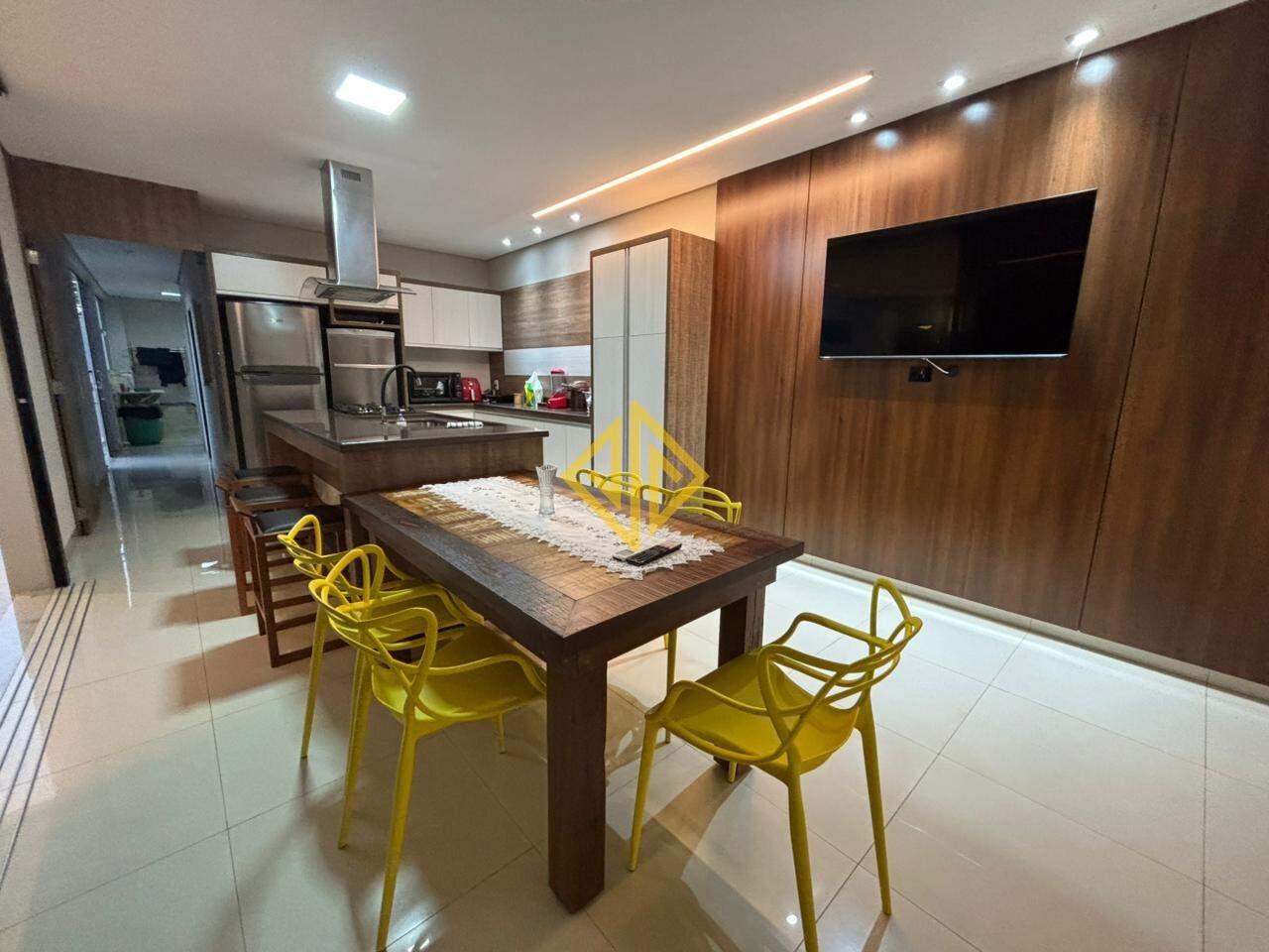 Casa à venda no Condomínio Duque De Caxias: 