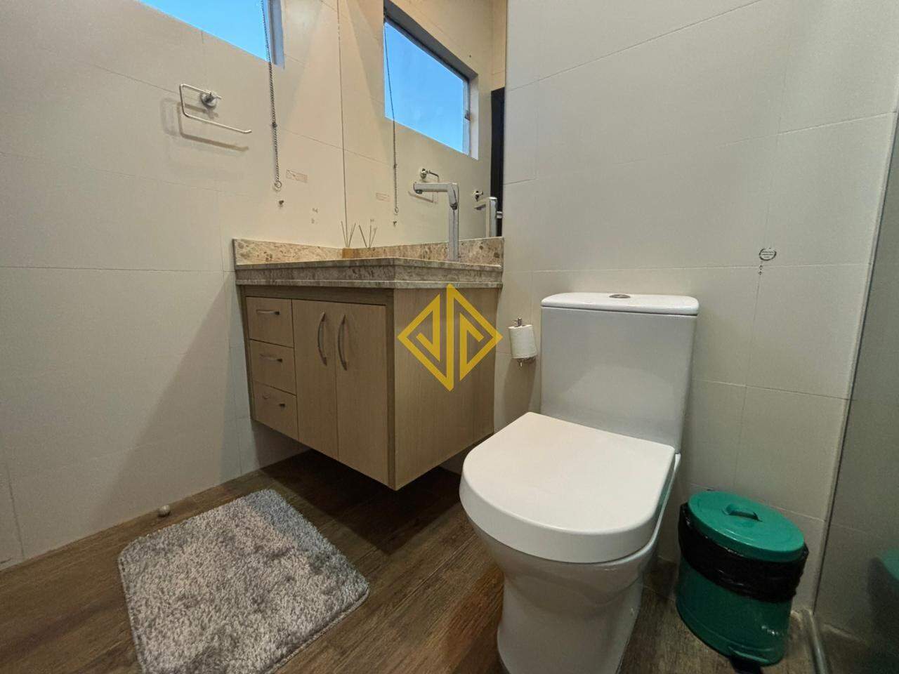 Casa à venda no Condomínio Duque De Caxias: 