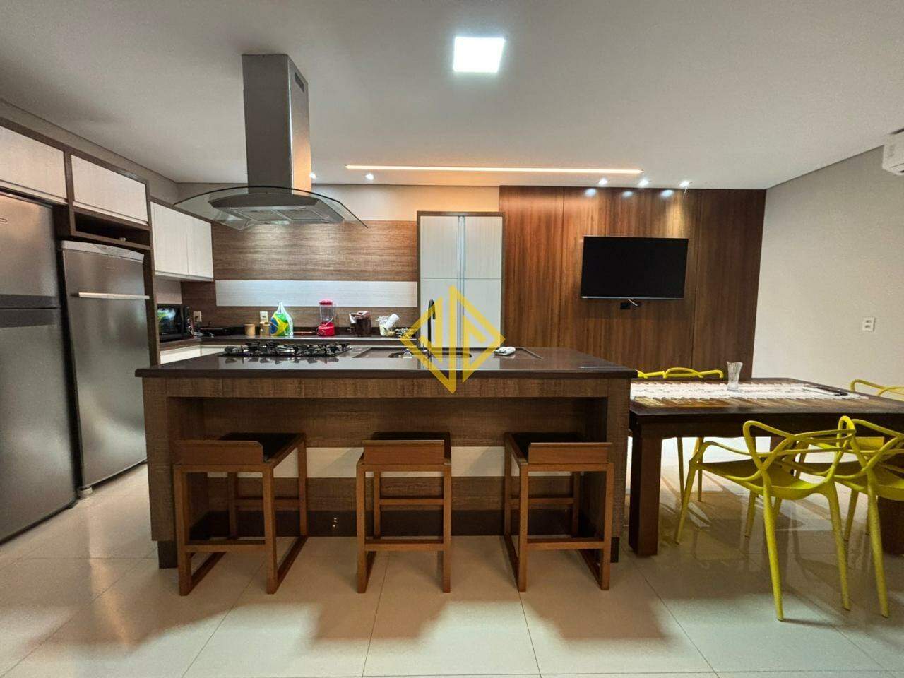 Casa à venda no Condomínio Duque De Caxias: 