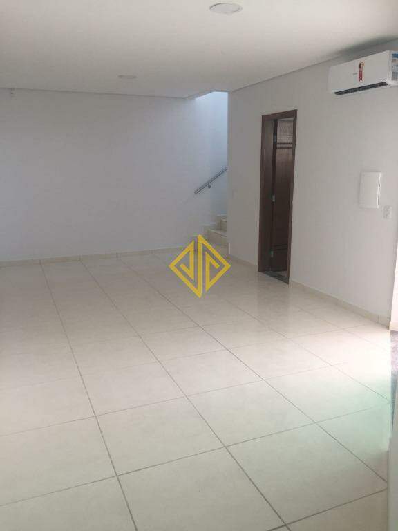 Sobrado para aluguel no Setor 03: 