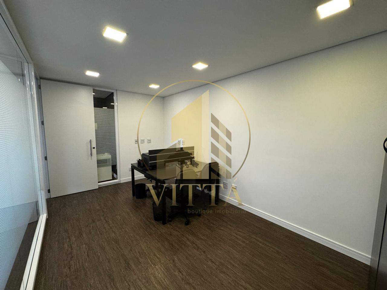 Sala à venda no Jardim Pompéia: 