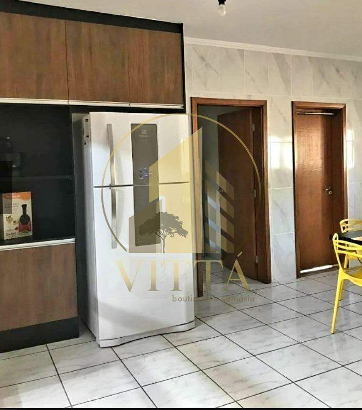 Casa à venda no Parque dos Resedás: 