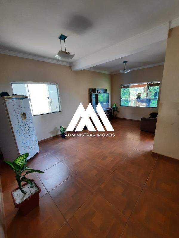 Casa à venda no Vale das Aroeiras: 