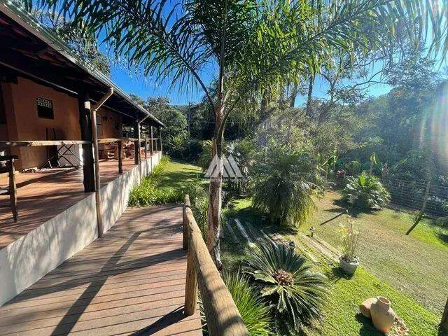 Chácara Rural com construção à venda no Itatiaiuçu: 