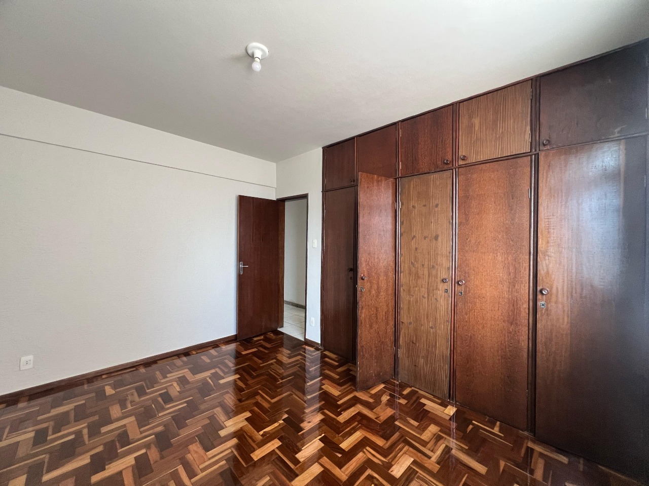 Apartamento para aluguel no Centro: 