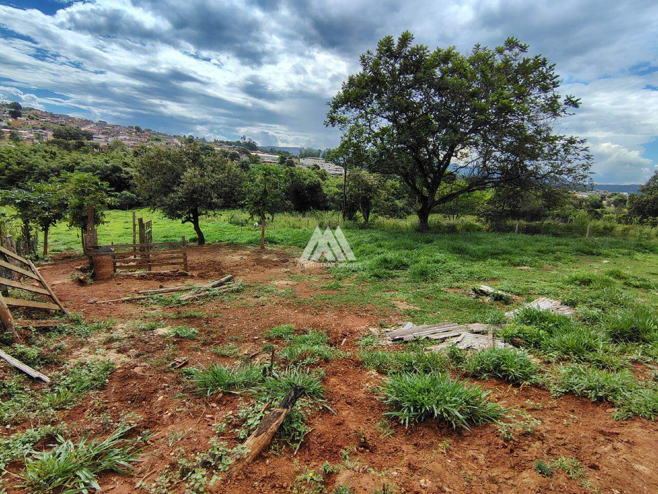 Terreno Rural para aluguel no Belvedere: 