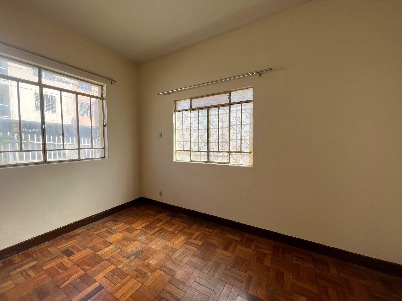 Casa para aluguel no Centro: 
